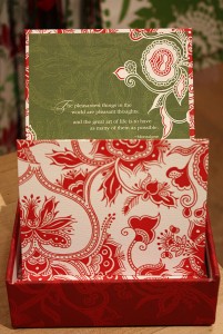 Mudlark boxed holiday notecards: red & green